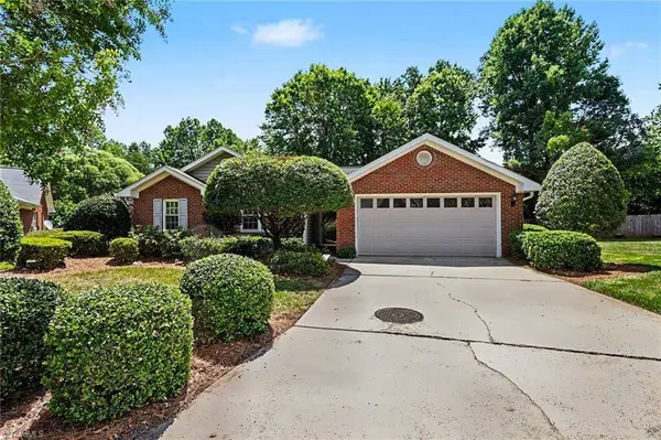 7 Brandywine CIR, Greensboro, NC 27409