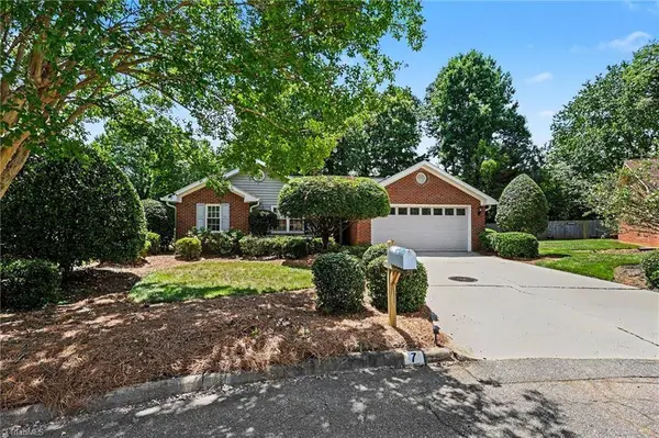 7 Brandywine CIR, Greensboro, NC 27409
