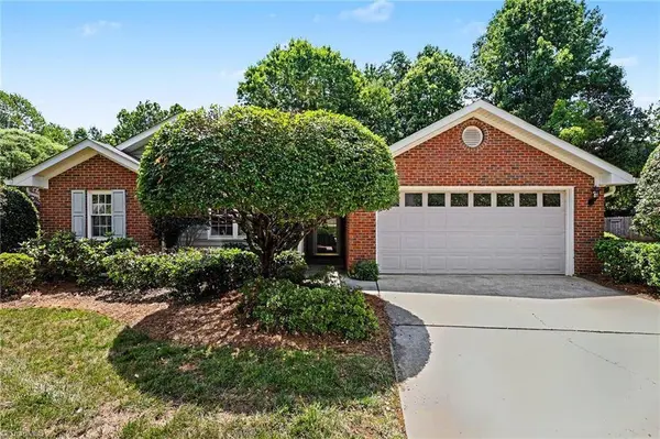 7 Brandywine CIR, Greensboro, NC 27409