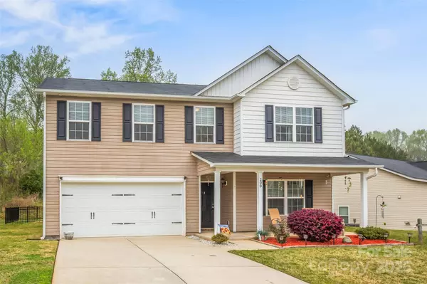 200 Boysenberry DR, China Grove, NC 28023