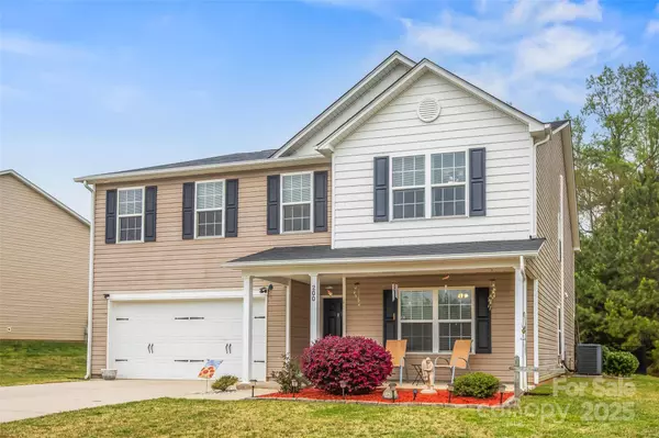 200 Boysenberry DR, China Grove, NC 28023