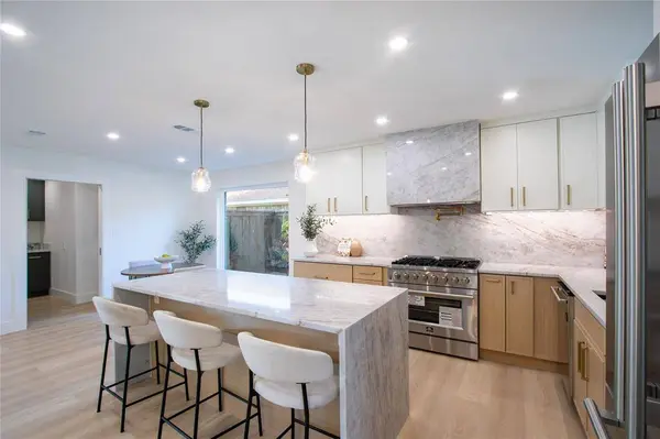 10009 Apple Creek Drive, Dallas, TX 75243