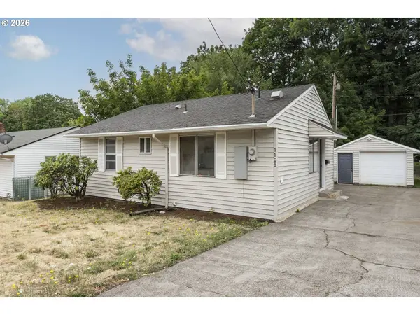 1108 GRAND BLVD