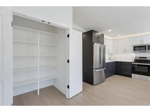 2116 E 39TH ST, Vancouver, WA 98663