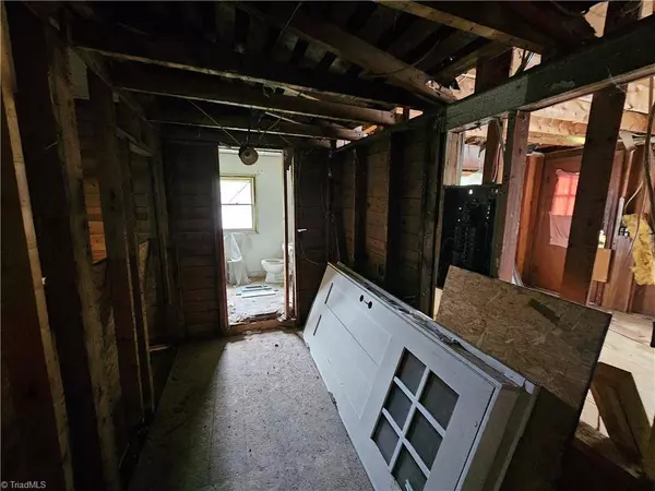 226 Carter ST, Reidsville, NC 27320