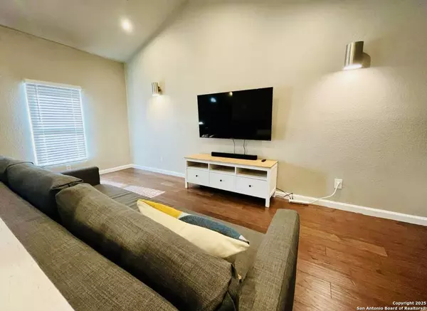 2007 Lamar, San Antonio, TX 78202