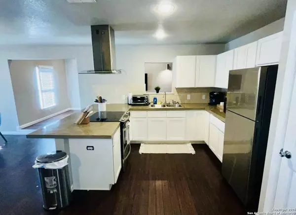 2007 Lamar, San Antonio, TX 78202