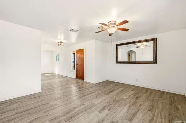 106 Wayfarer, San Antonio, TX 78242