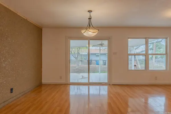 5103 Guinevere, San Antonio, TX 78218