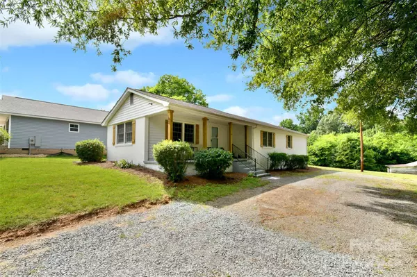 80 Sumner AVE NW, Concord, NC 28027