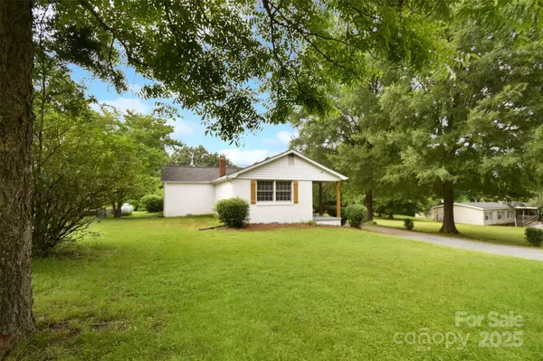 80 Sumner AVE NW, Concord, NC 28027