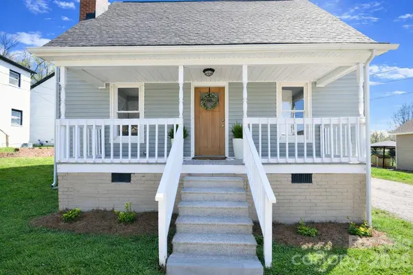 269 Misenheimer DR NW, Concord, NC 28025
