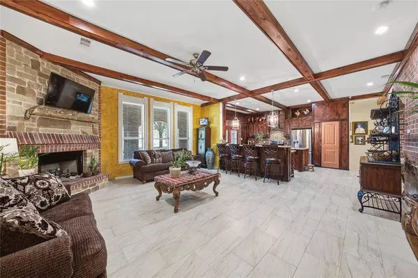 17909 Terrace Drive, Kemp, TX 75143