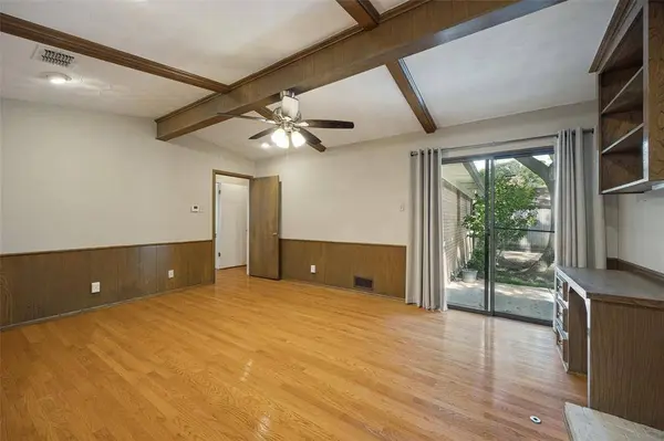813 Brookhurst Drive, Richardson, TX 75080