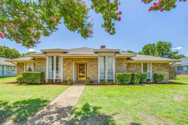 1002 Windsong Trail, Richardson, TX 75081