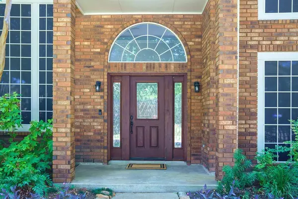 2902 Wembley Court, Richardson, TX 75082