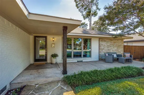 711 Dumont Drive, Richardson, TX 75080