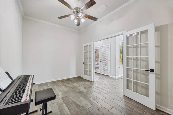 2240 W Dutch Drive, Richardson, TX 75080