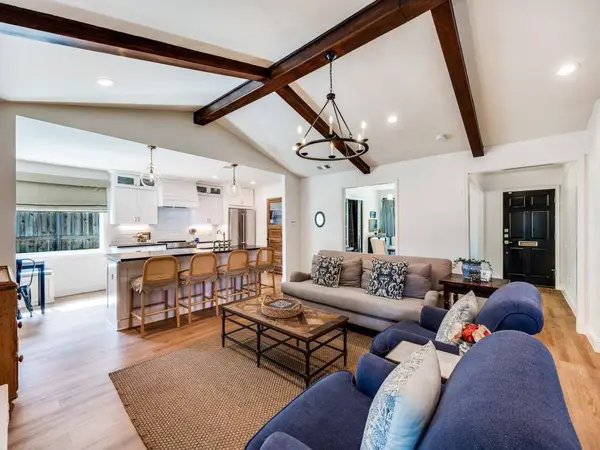 7316 Foxworth Drive, Dallas, TX 75248