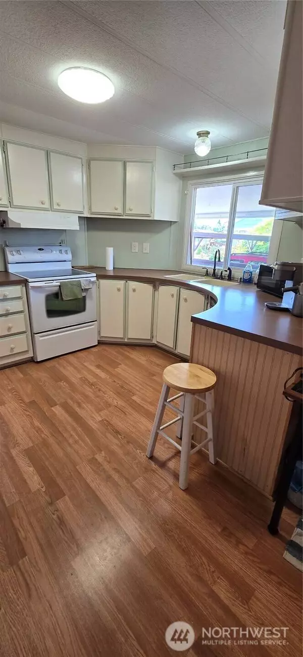 260 Ho Hum LN, Aberdeen, WA 98520