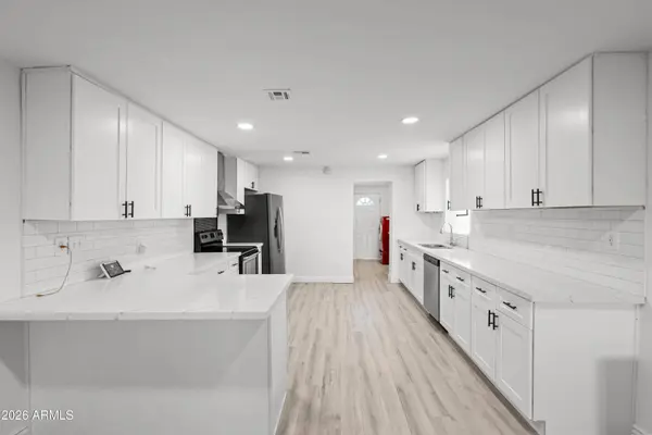 1514 W MONROE Street, Phoenix, AZ 85007