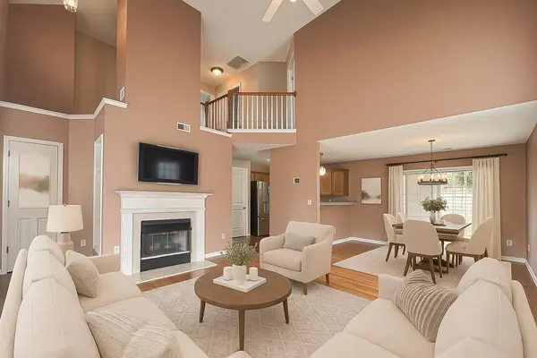 220 Holmes Ct, Concord, NC 28027-9601