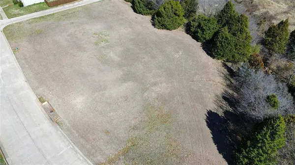 700 Winding Creek Drive, Mesquite, TX 75149