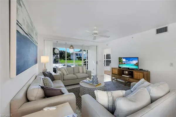 5045 Cedar Springs DR #101, Naples, FL 34110
