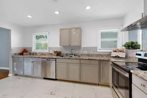 1900 Hilltop Drive, Garland, TX 75042