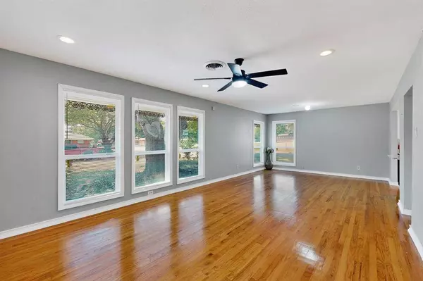 1900 Hilltop Drive, Garland, TX 75042