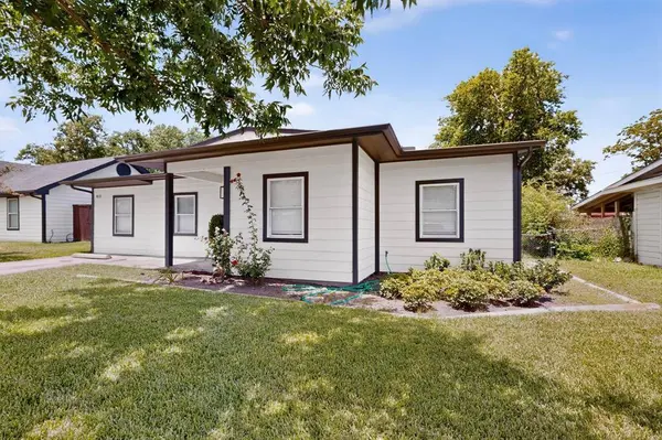 813 Travis Street, Garland, TX 75040