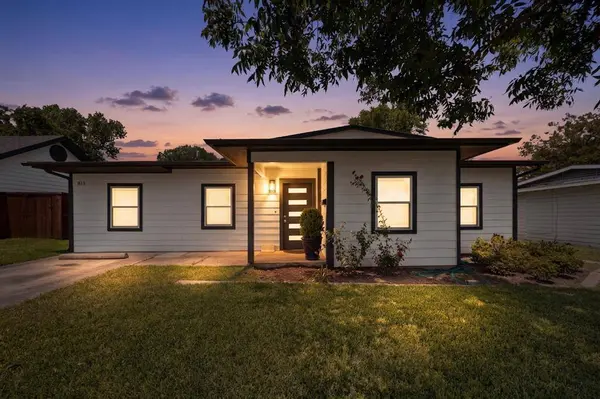 813 Travis Street, Garland, TX 75040