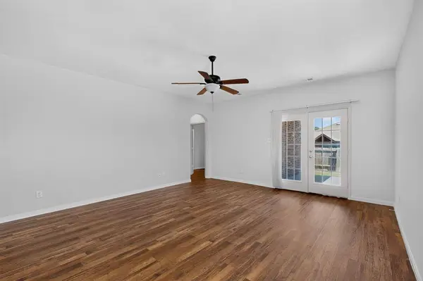 215 Magnolia Drive, Princeton, TX 75407