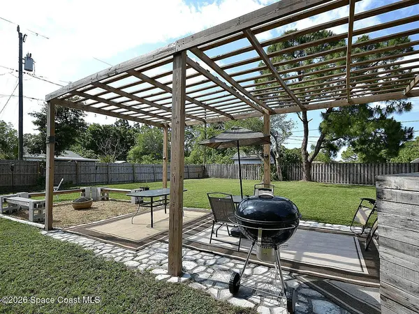1018 Colonnade AVE SE, Palm Bay, FL 32909