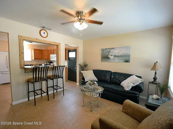 1018 Colonnade AVE SE, Palm Bay, FL 32909
