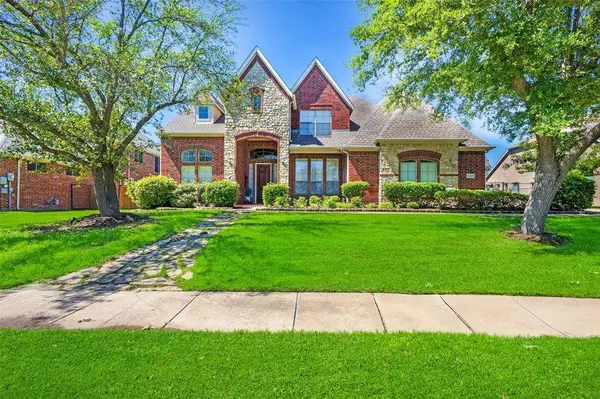 8210 Cherry Hills Lane, Rowlett, TX 75089