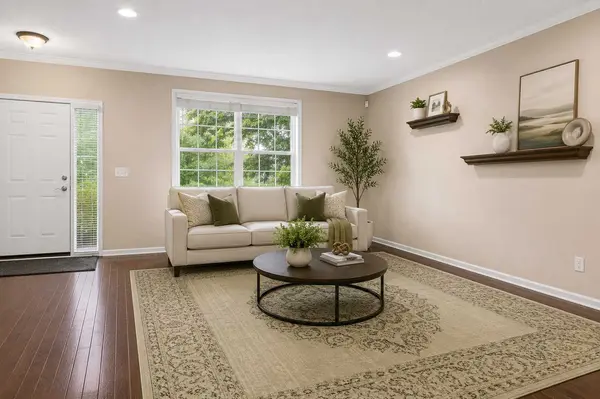 15587 Crab Apple LN, Eden Prairie, MN 55347