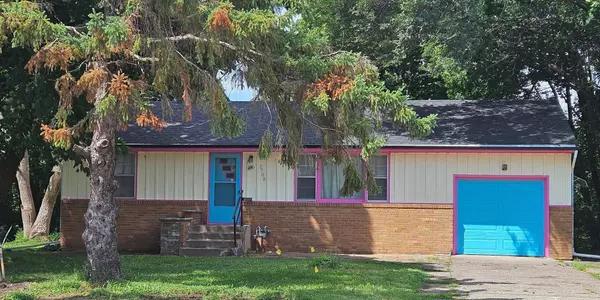 2708 Williams DR, Burnsville, MN 55337