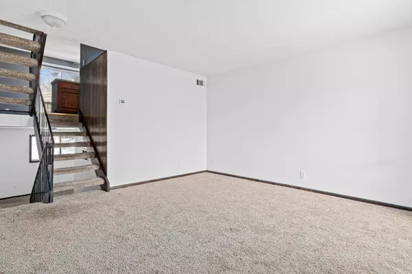 5636 Brookdale DR N, Brooklyn Park, MN 55443