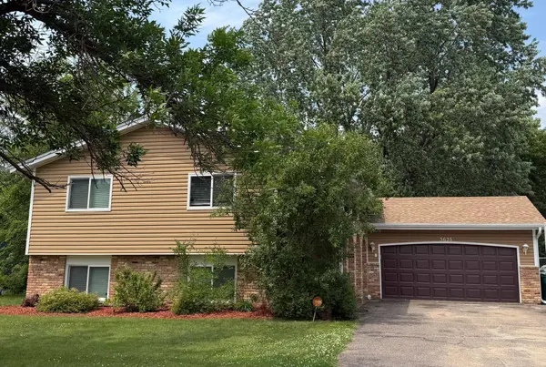 3635 12th AVE, Anoka, MN 55303