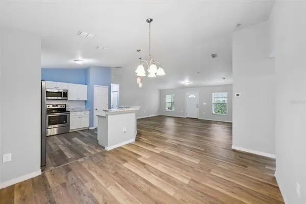 395 ALCAZAR AVE, De Leon Springs, FL 32130