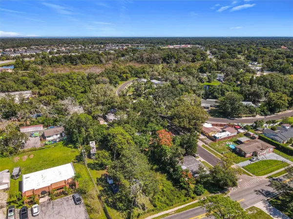 1329 LAKE DR, Casselberry, FL 32707