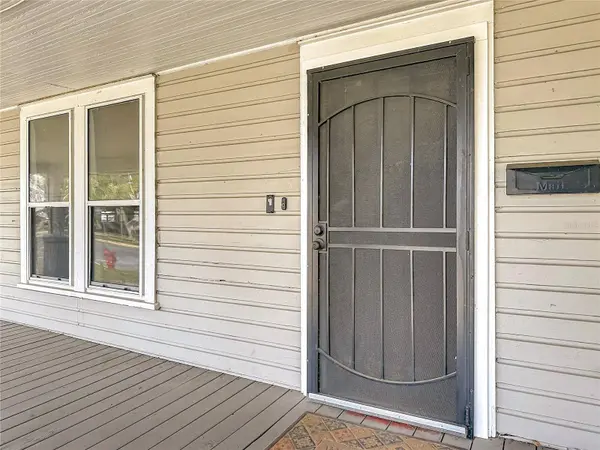 311 S CENTRAL AVE, Umatilla, FL 32784