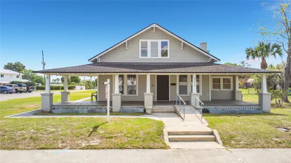 311 S CENTRAL AVE, Umatilla, FL 32784