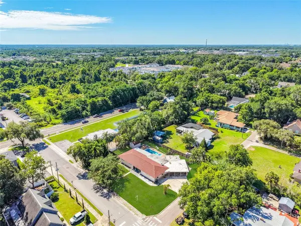 52 CLARK ST, Oviedo, FL 32765