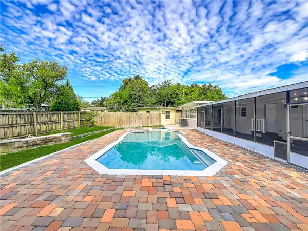 52 CLARK ST, Oviedo, FL 32765