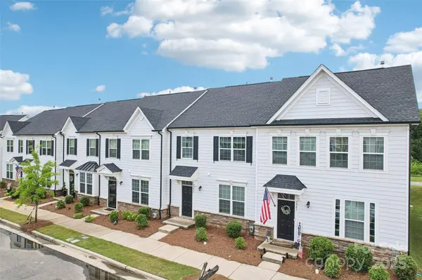 5037 Patton DR, Gastonia, NC 28056