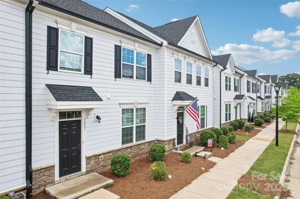 5037 Patton DR, Gastonia, NC 28056