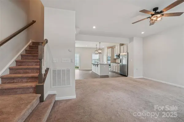 5037 Patton DR, Gastonia, NC 28056