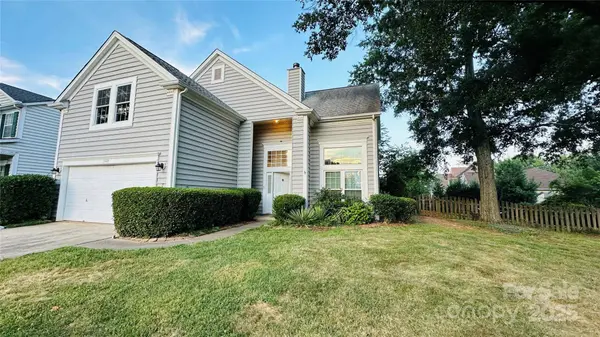 15123 Rothesay DR, Charlotte, NC 28277